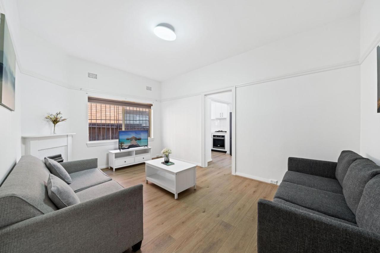 Burwood New 2 Bedroom 2 Bath Apt Free Parking Sydney Luaran gambar